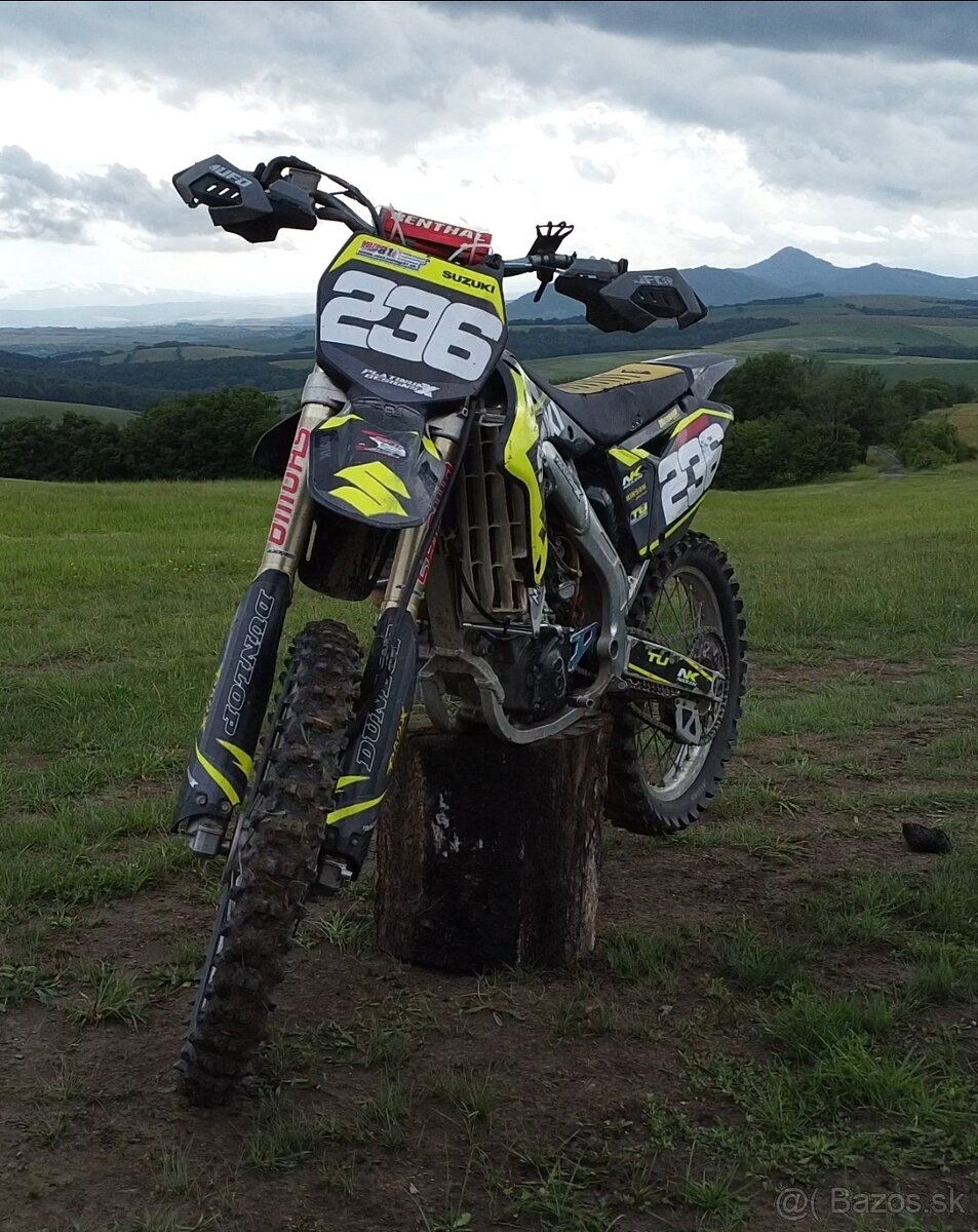 Suzuki RM-Z 250 - 2