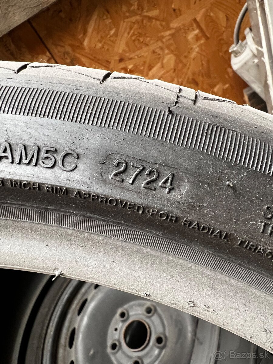 225/40r18 - 2