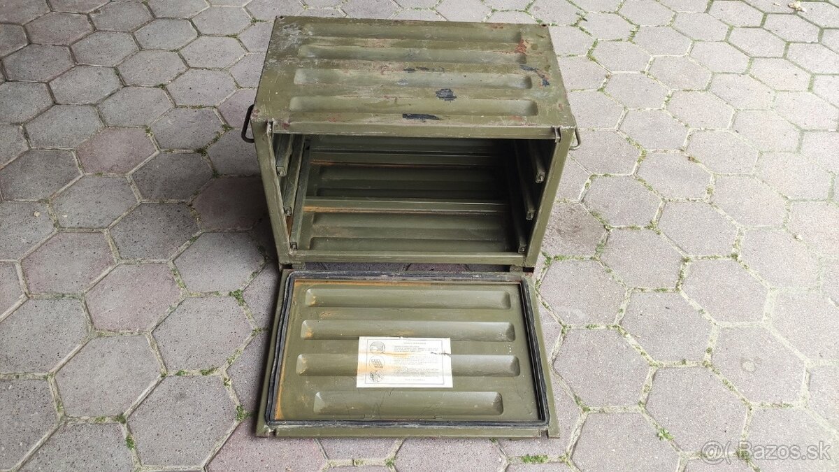 Železná vojenská bedňa - 2