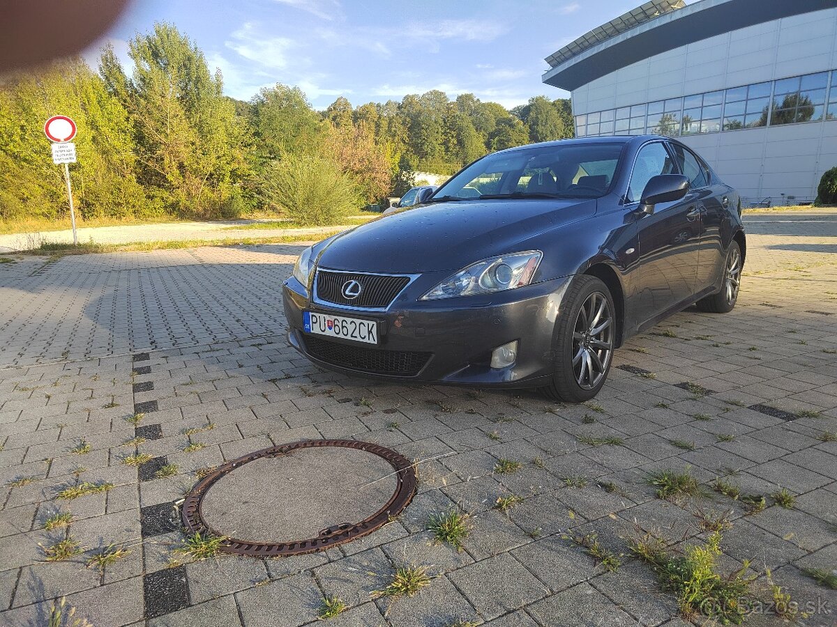 Lexus is220d - 2
