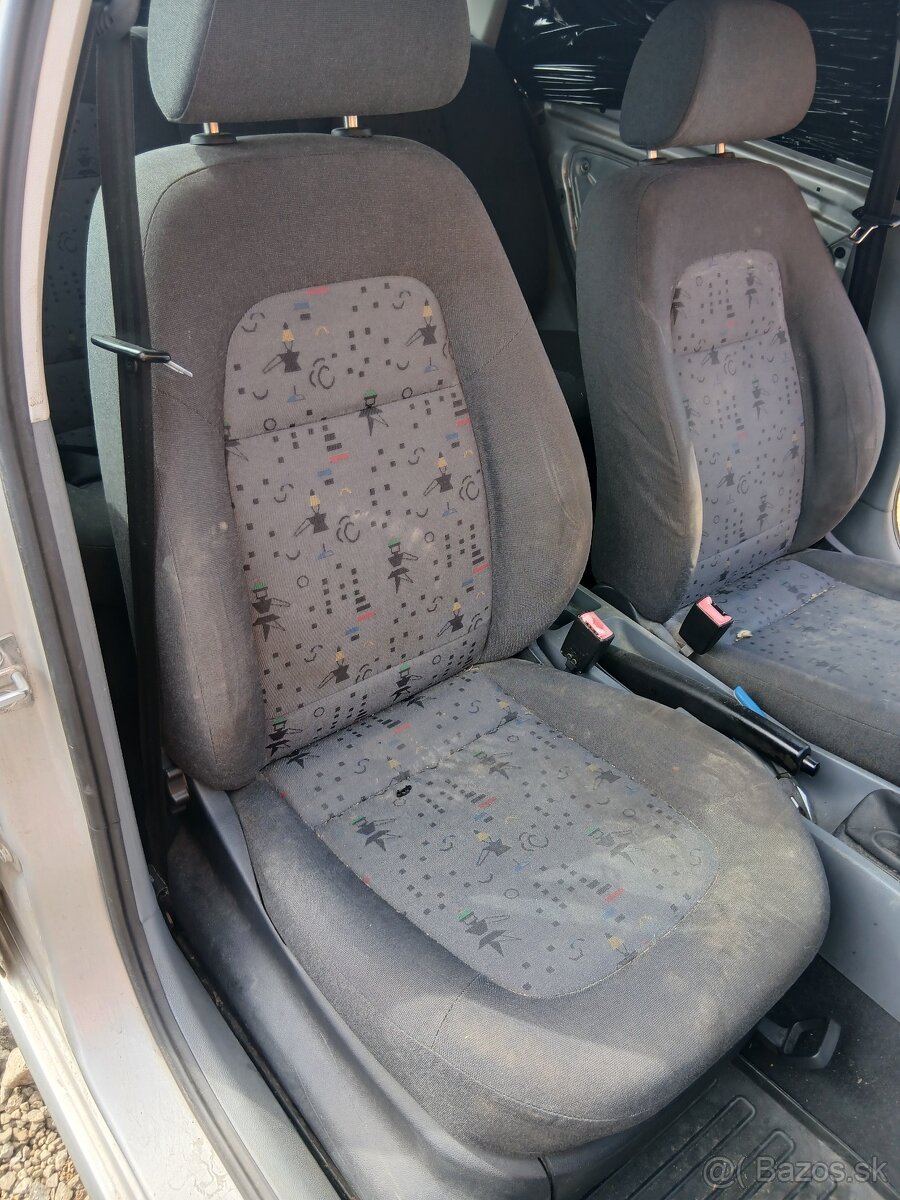Fabia 1 combi sedačky predné,zadné - 2