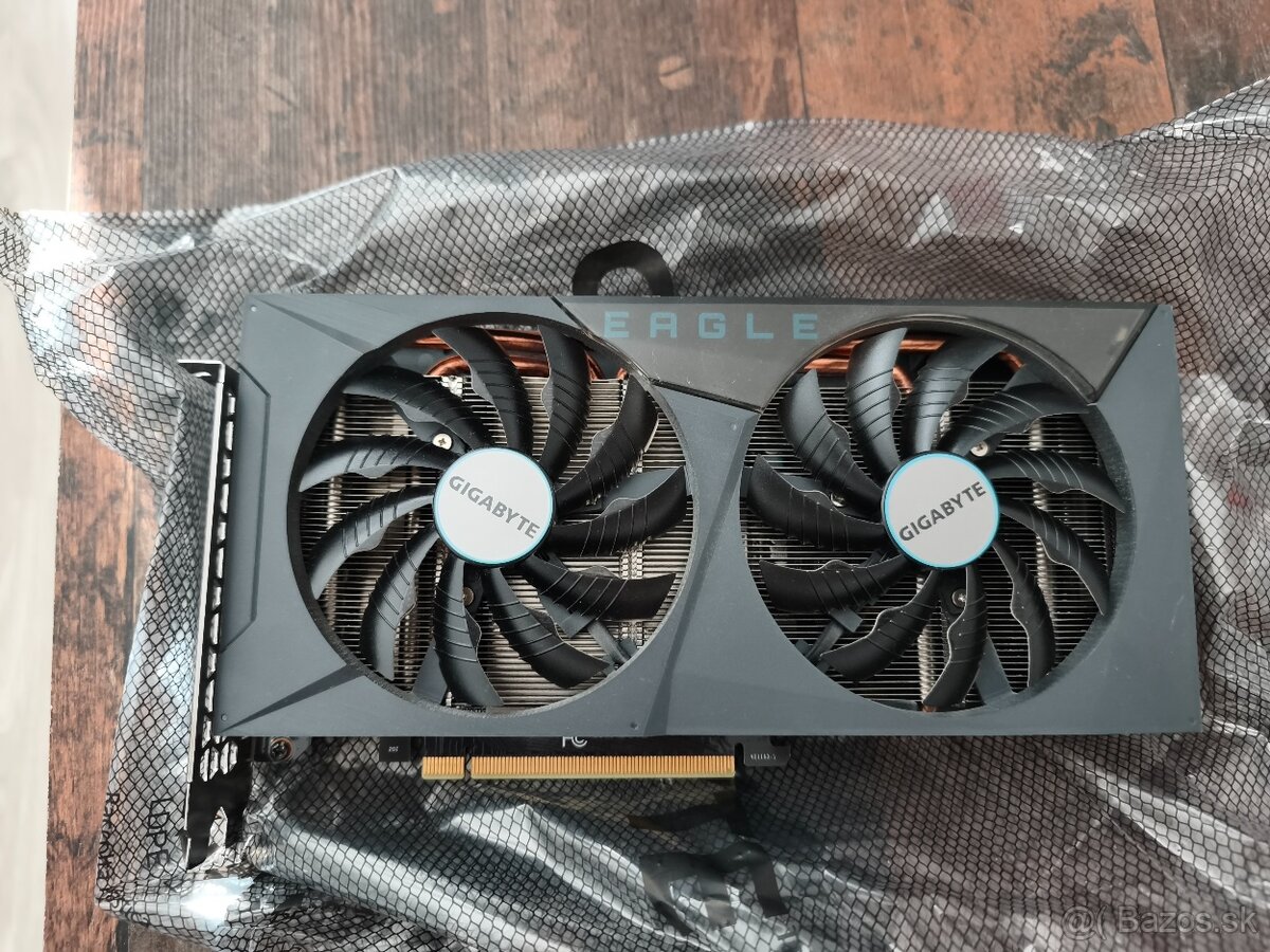 GIGABYTE GeForce RTX 3060 EAGLE 12G - 2