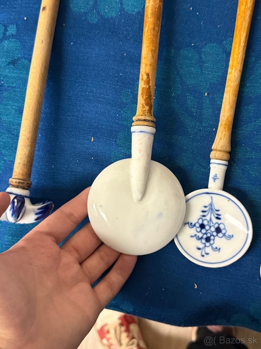 Starozitna zbierka drevenych lyzic a naberaciek cibulak - 2