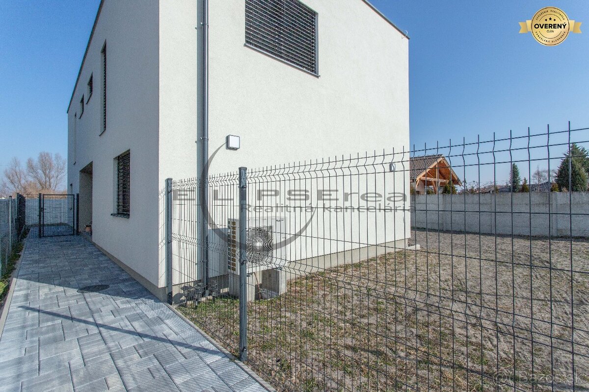 NA PREDAJ NOVOSTAVBA moderný 4-izbový byt v RD v Zohore - 2