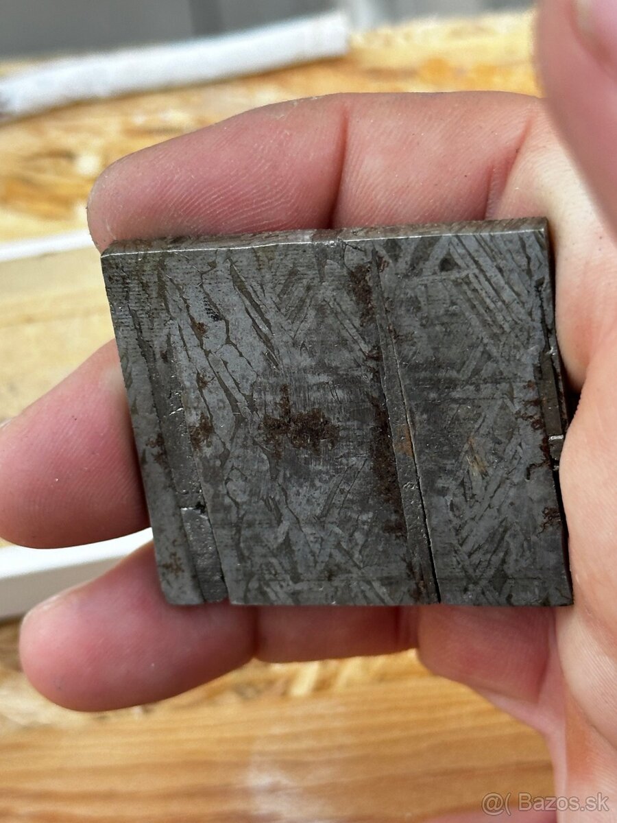 Predám meteorit Aletai – 48,2 g (pallasit) - 2