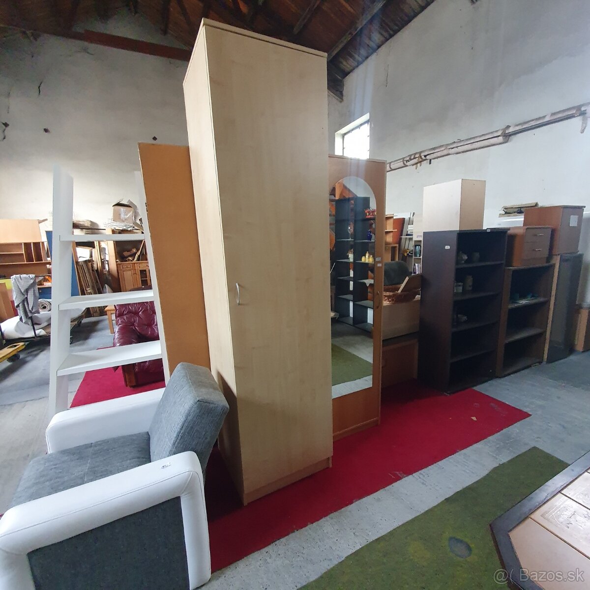 Predám skrine 10ks - 2