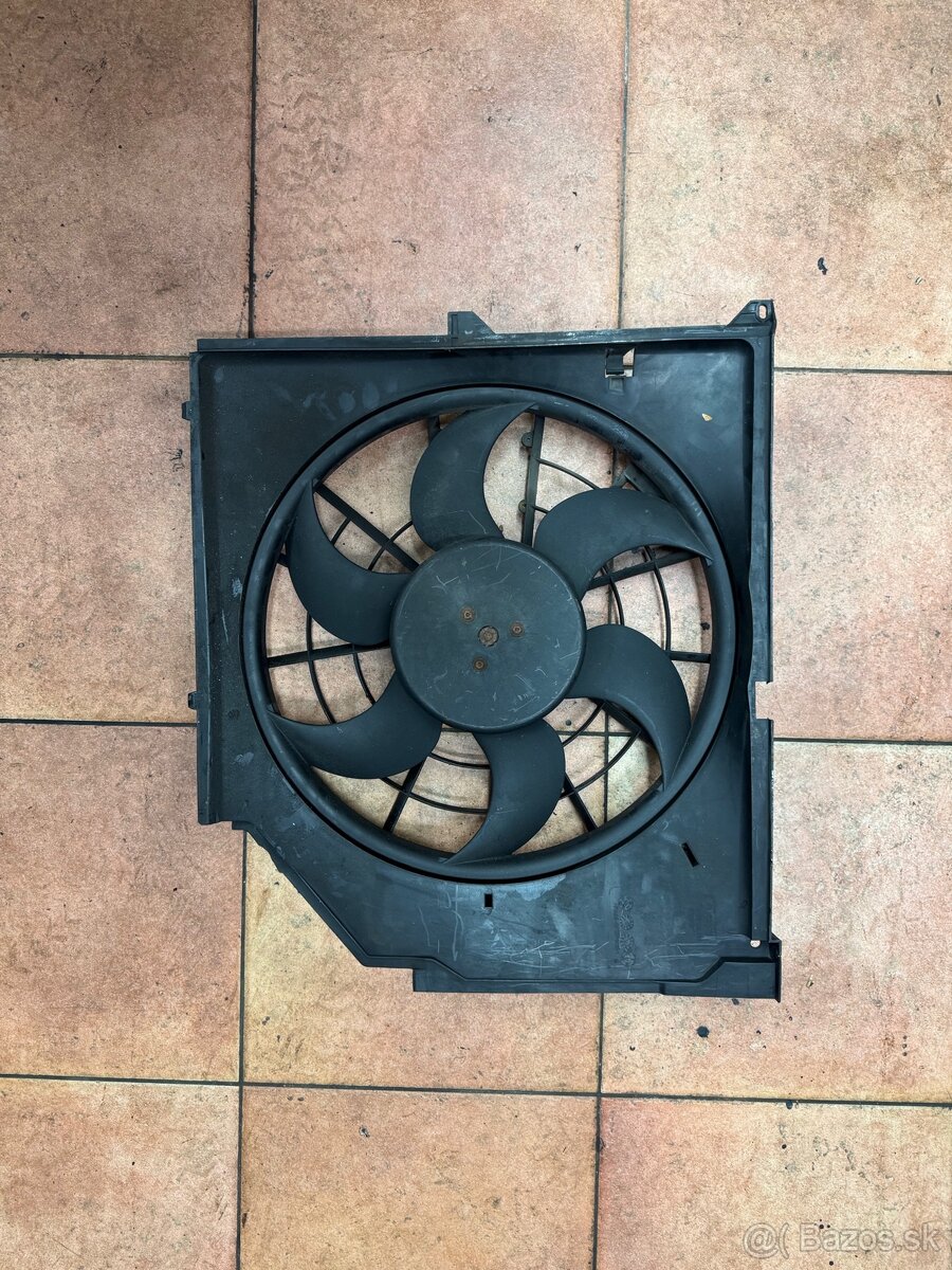 E46 Sahara ventilátor chladiča - 2