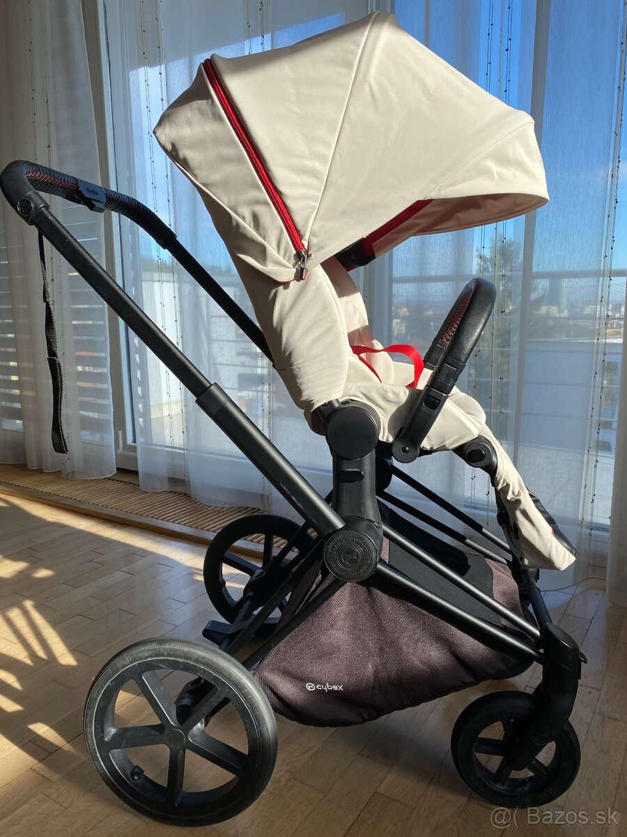 Cybex Priam Ferrari silver grey - 2