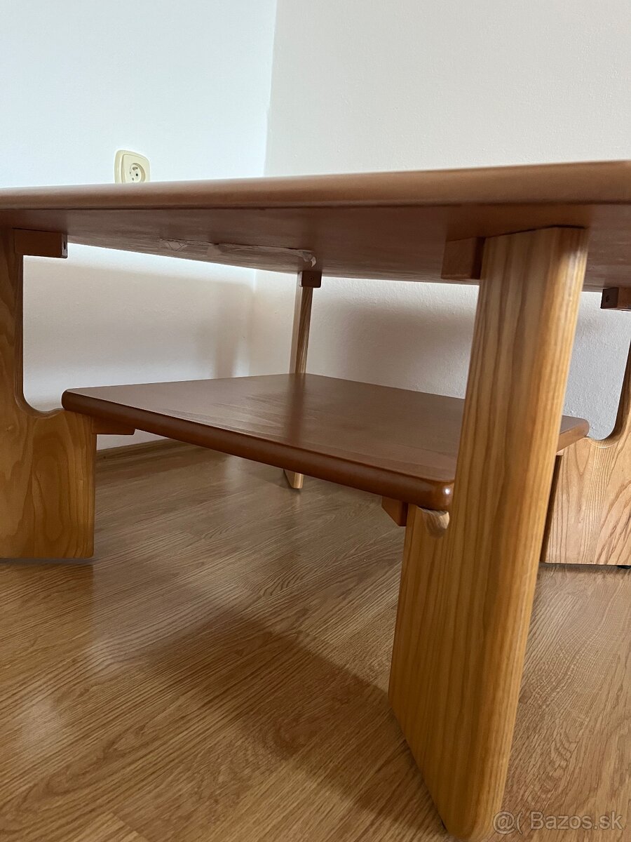 Konferenčný stolík - 2