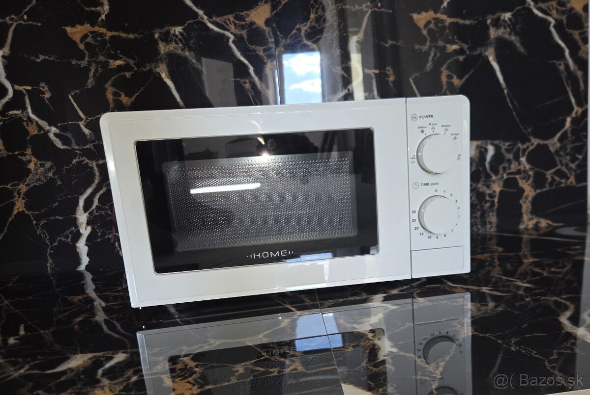 Predám Zachovalú Mikrovlnku - 2