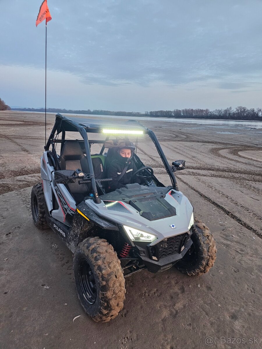 Predám buginu Polaris RZR 200
