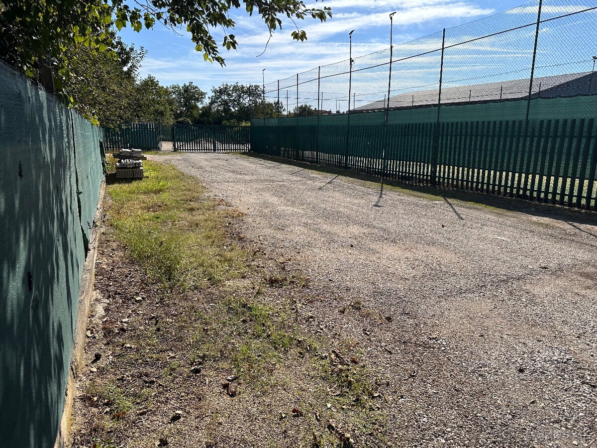 Sklady / pozemok / investičná príležitosť - 2