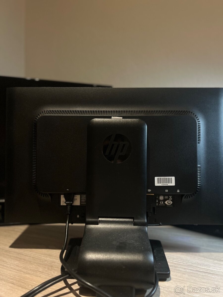 HP monitor 60HZ 58,4cm - 2