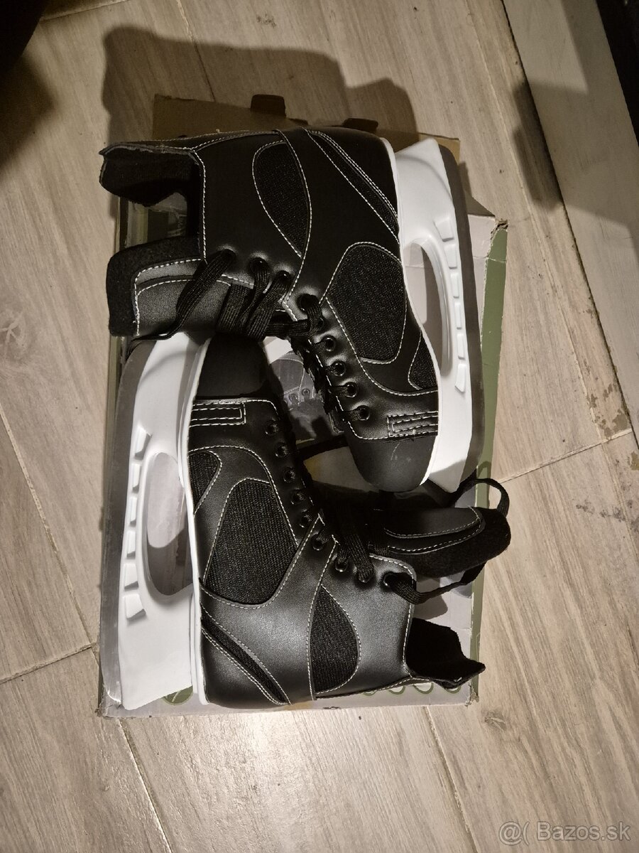 Predám nové pánske korčule 44 - 2