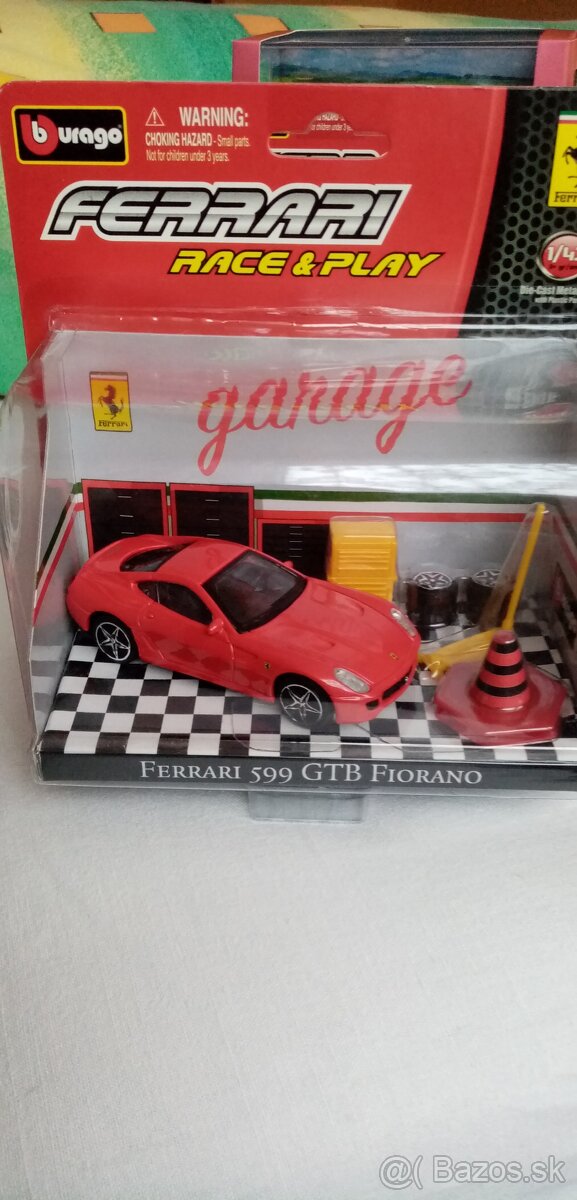 GARAGE Ferrari Race&Play. - 2