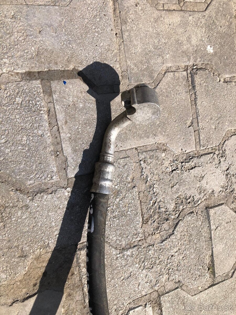 VW GROUP - Hadica klimatizácie 1K0820743CD - 2