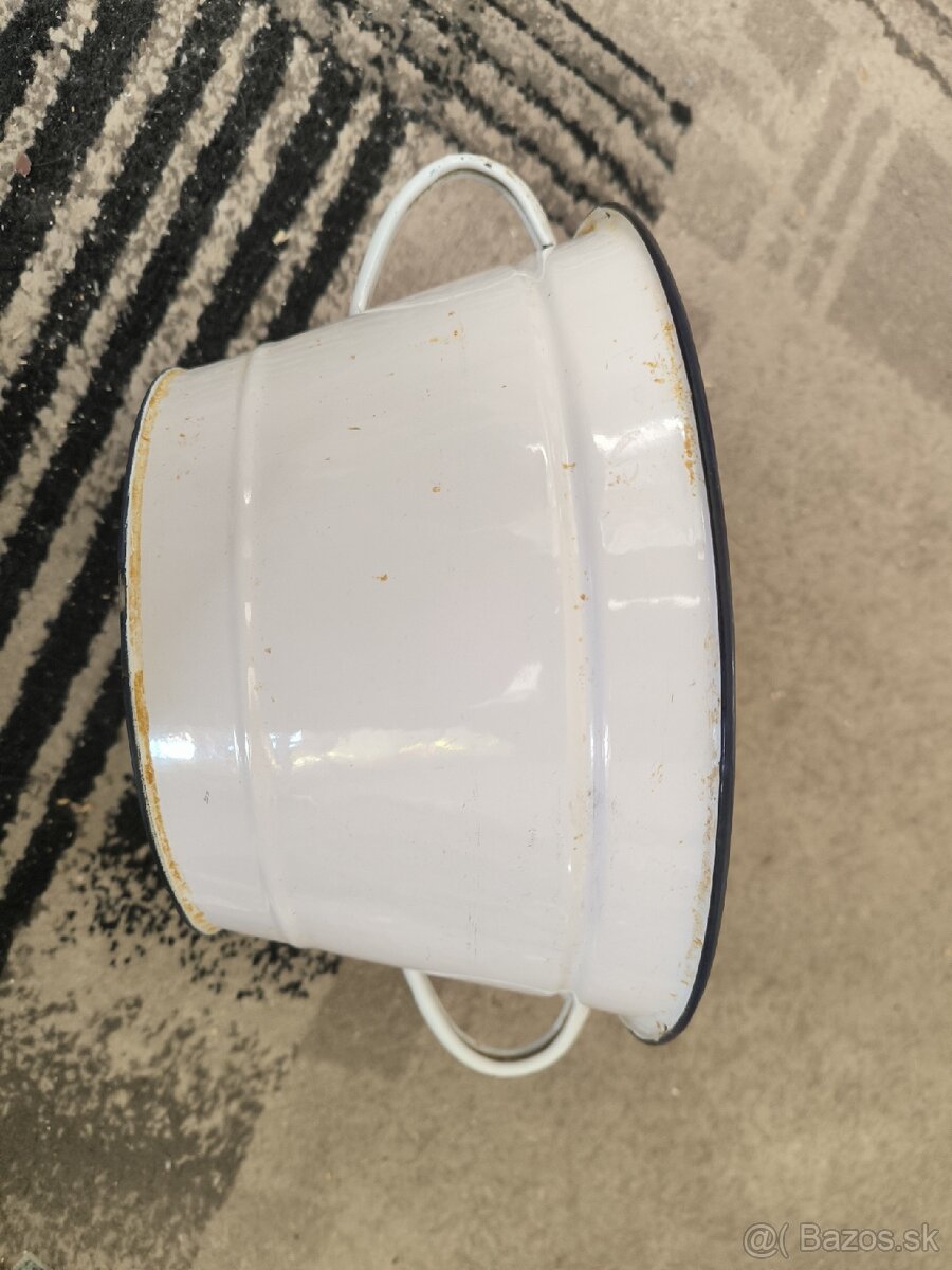 }redám historický cedník - 2