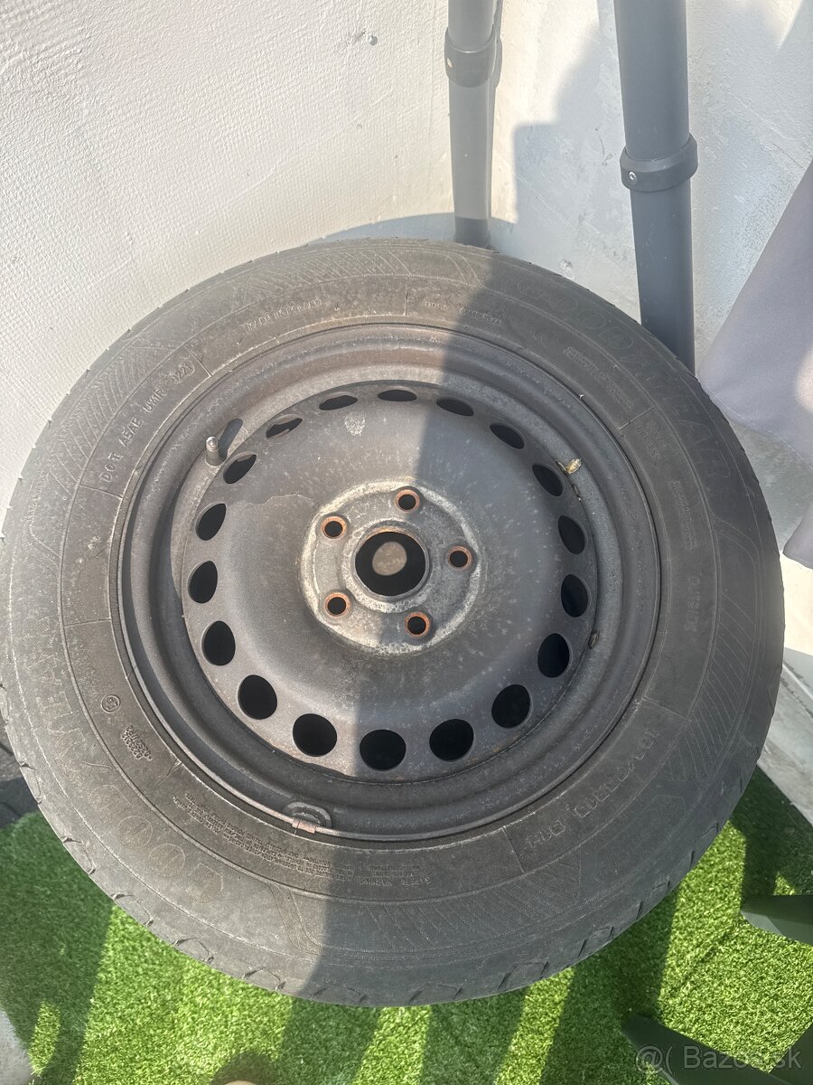Letné Pneu+plechove disky - 2