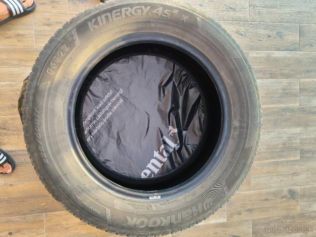 Hankook Kinergy 225/60 R17 - 2