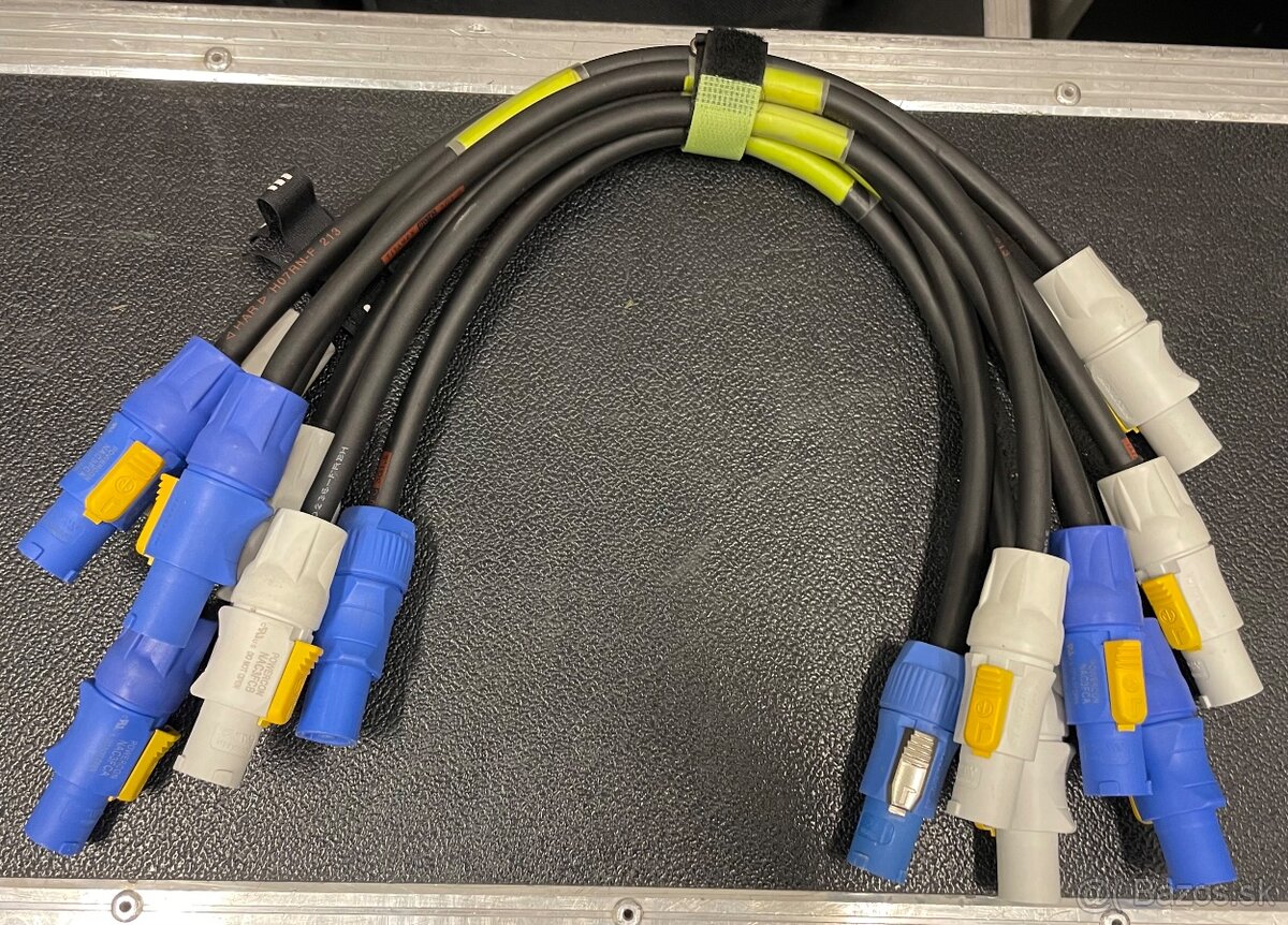 0,5m Power con káble. 3 pin Neutrik - 2