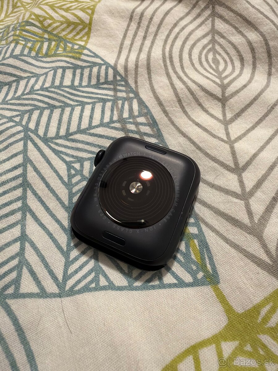 Apple Watch SE (2.generácia) GPS - 2