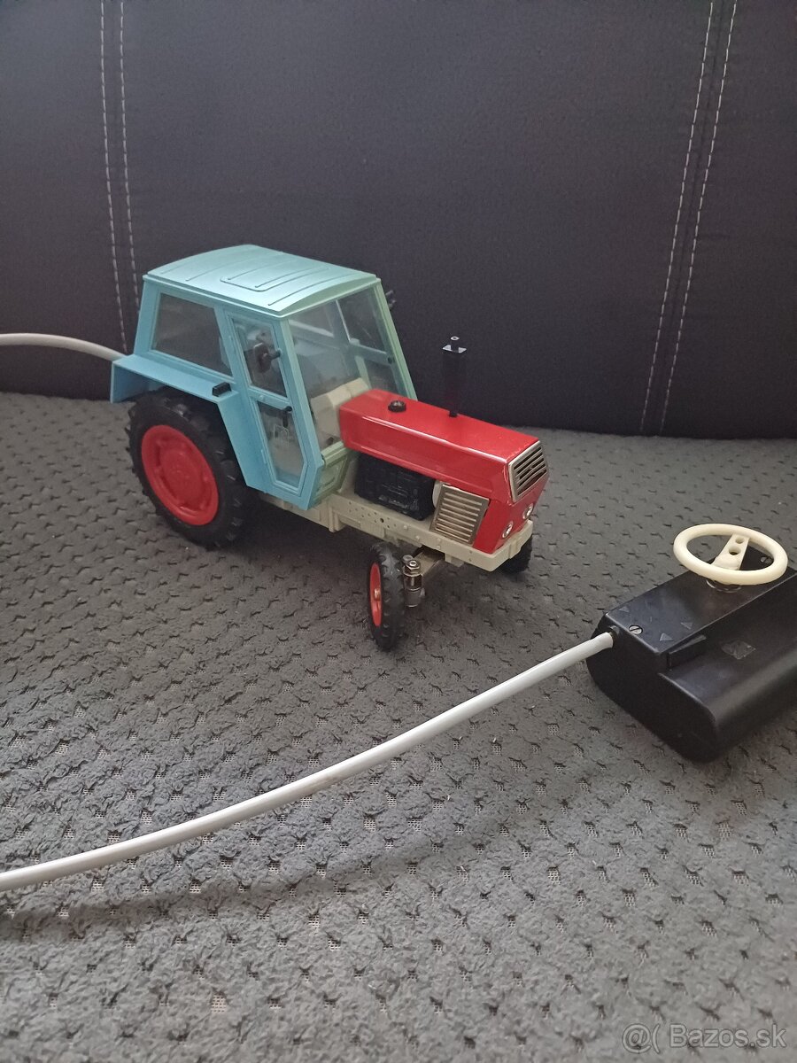 Predám traktor kdn - 2