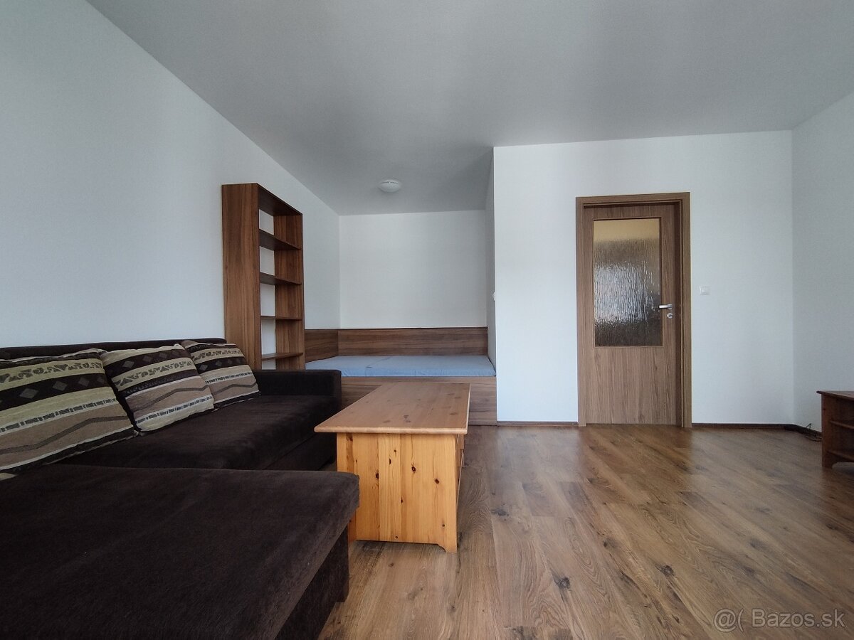Prenajmem 1i byt v Trenčíne. - 2