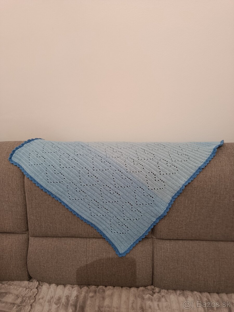Háčkovaná deka 60x76cm - 2