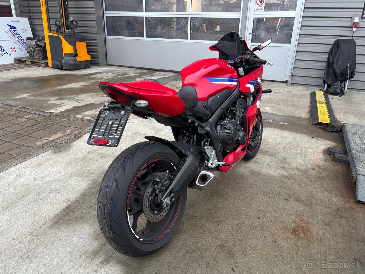 Handa CBR650R r.v. 06/24 - 2