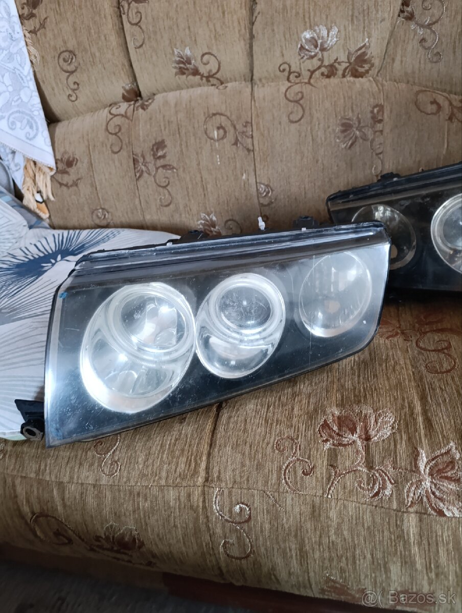 Svetlá na fabiu Eagles, Angel eyes - 2