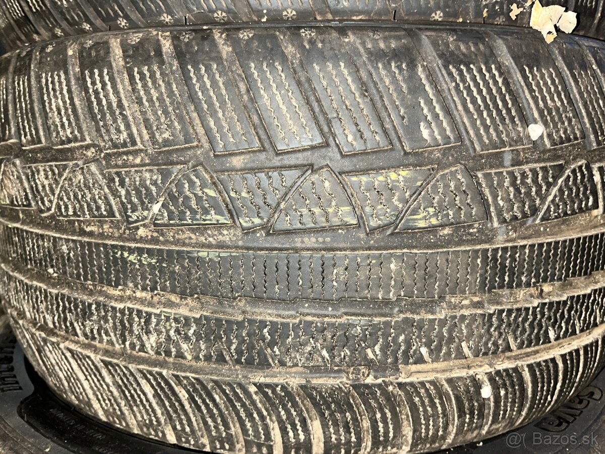 255/35R19 zimné - 2