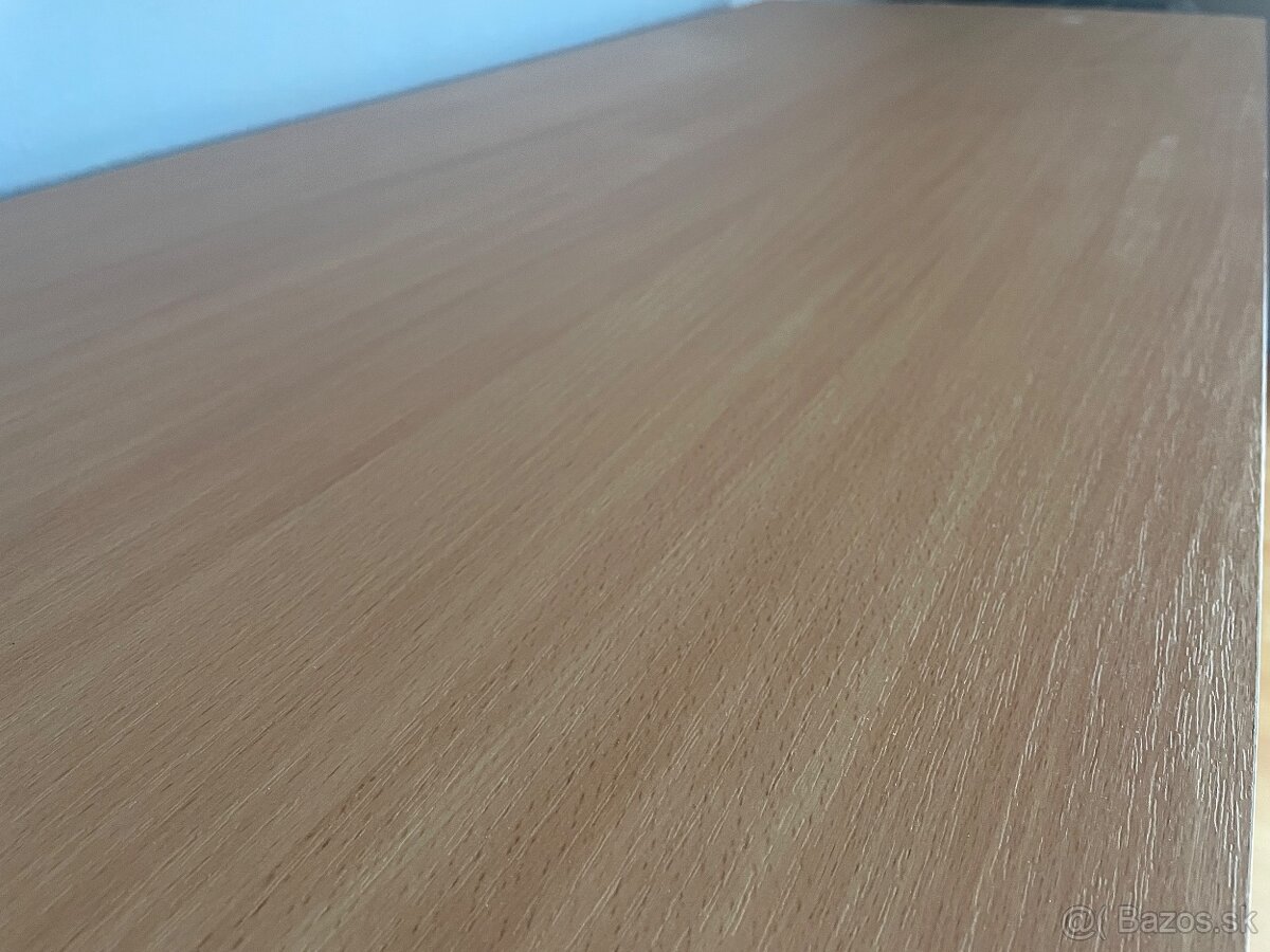 Masívny písací stôl - 2