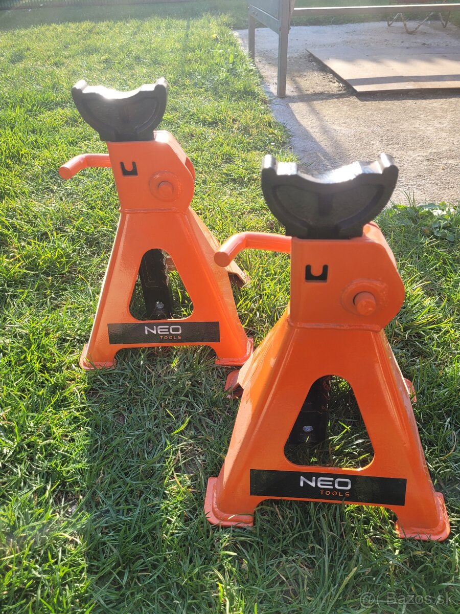 Predám podpery ( stojky ) pod auto 3t - 2