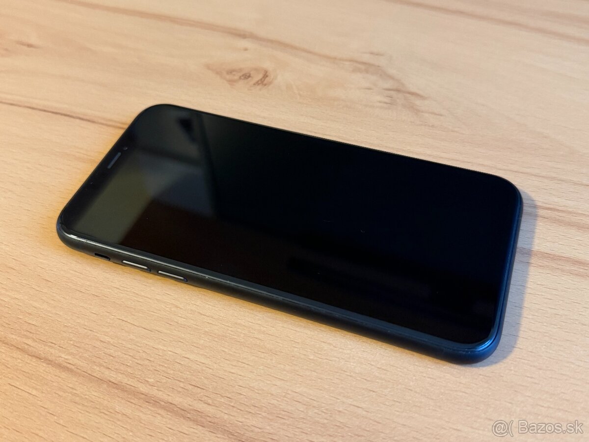 Apple iPhone XR - 64GB, čierny - 2