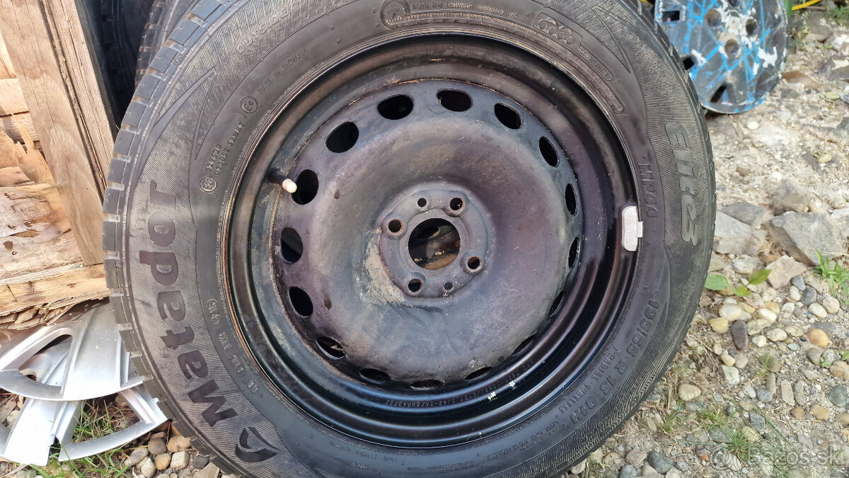 4x 195/65 r15 letné za 30€ - 2