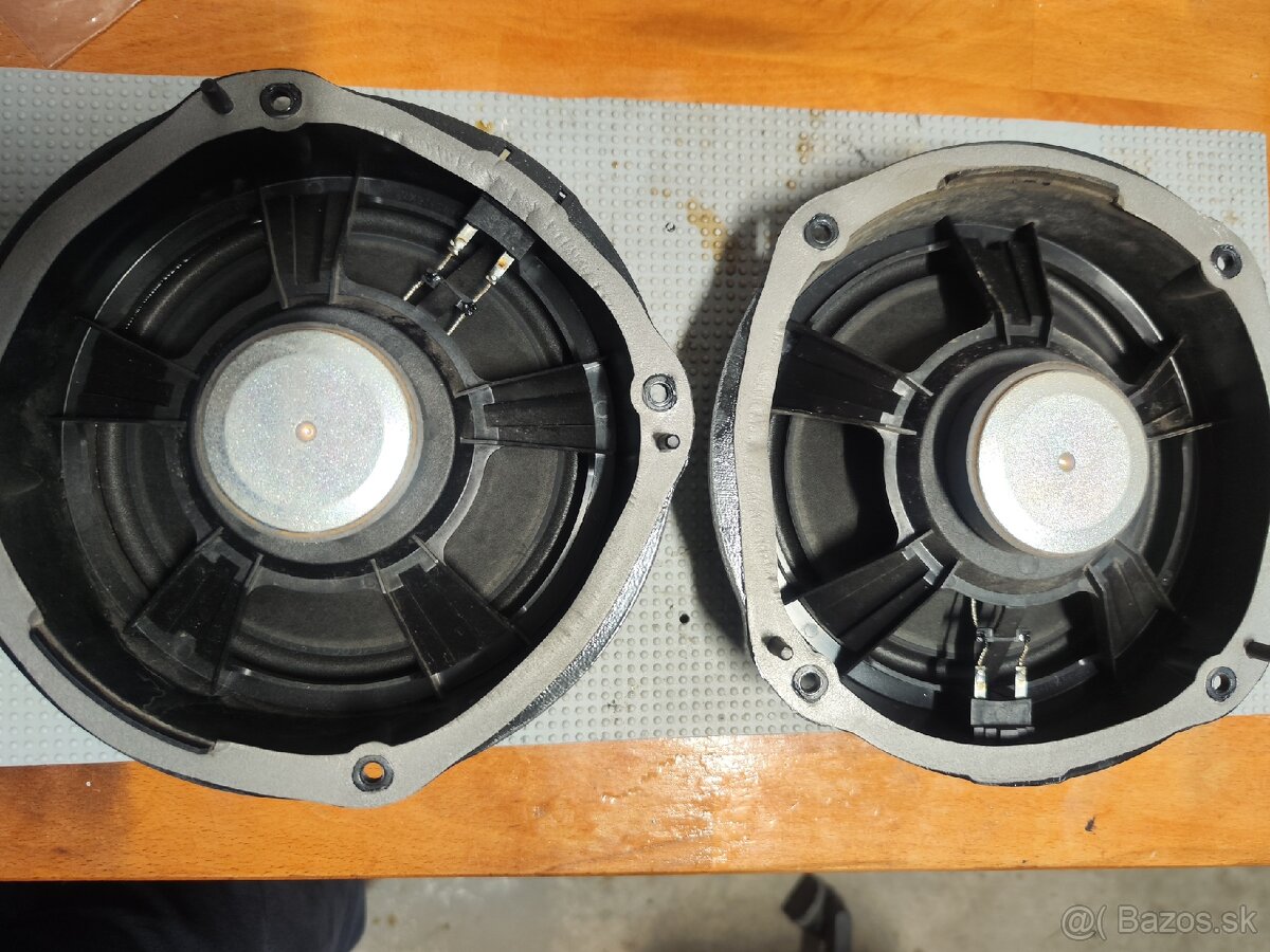 Reproduktory Seat Leon 3 5F - 2