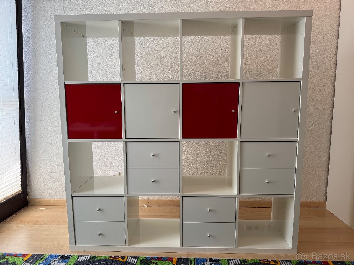 KALLAX 4 x 4 (Ikea) - 2
