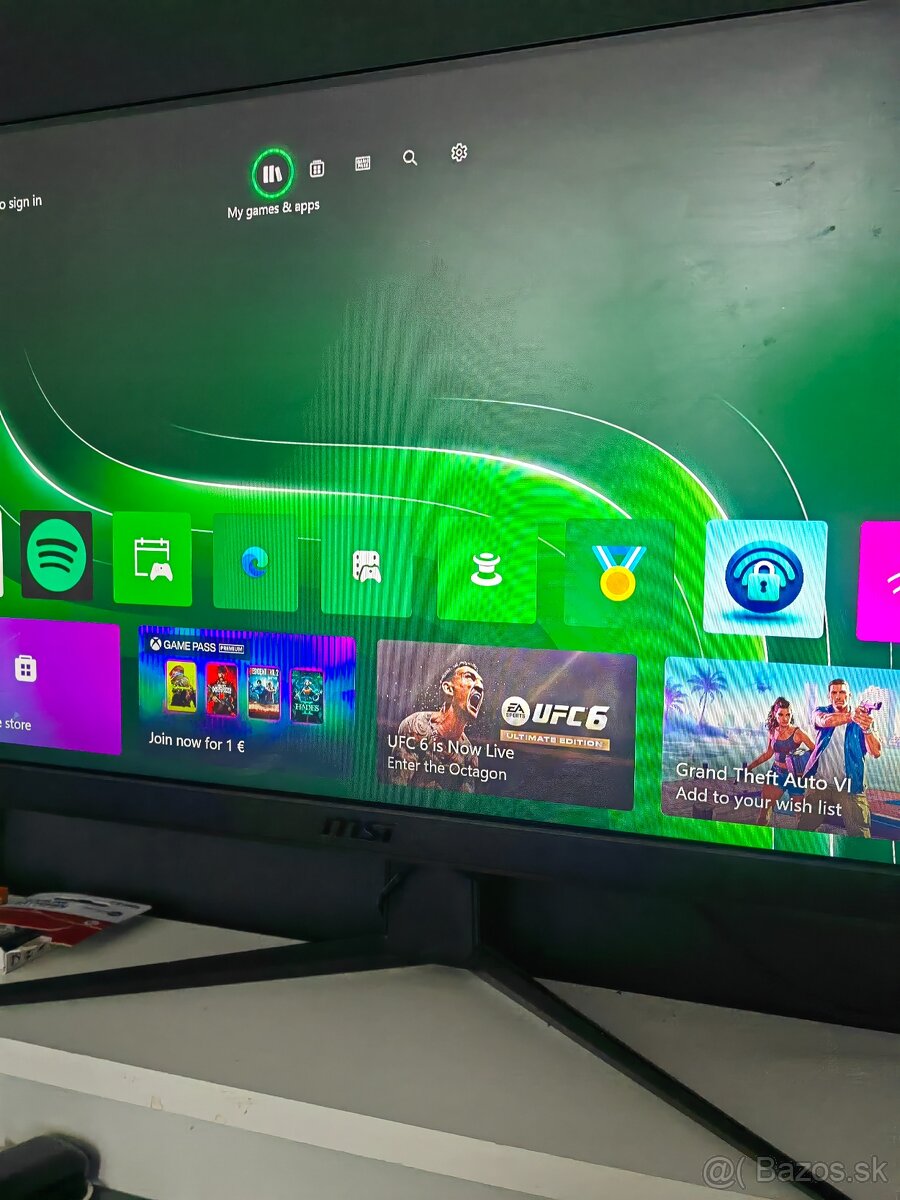 Predám Xbox Series S - 2