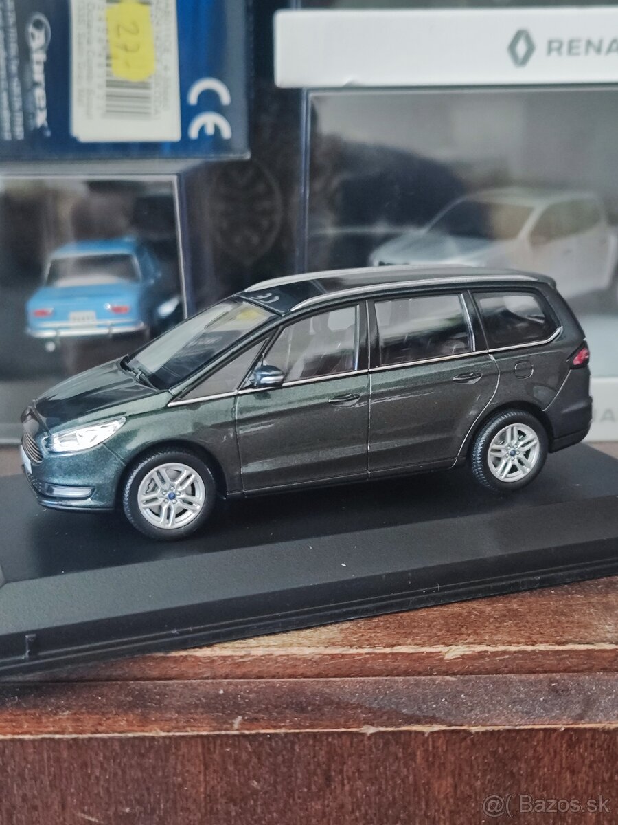 Modely Renault a Ford, - 2