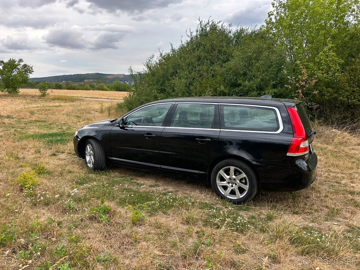 Volvo xc70 - 2