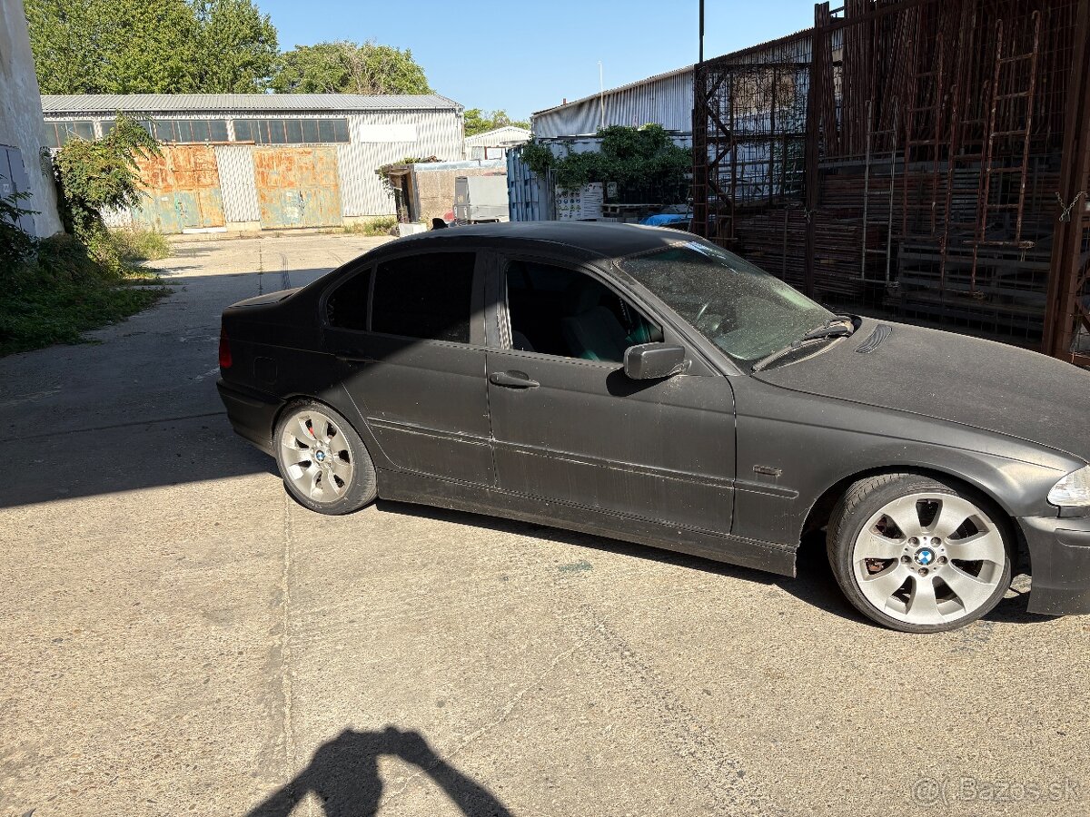 BMW e46 328i - 2
