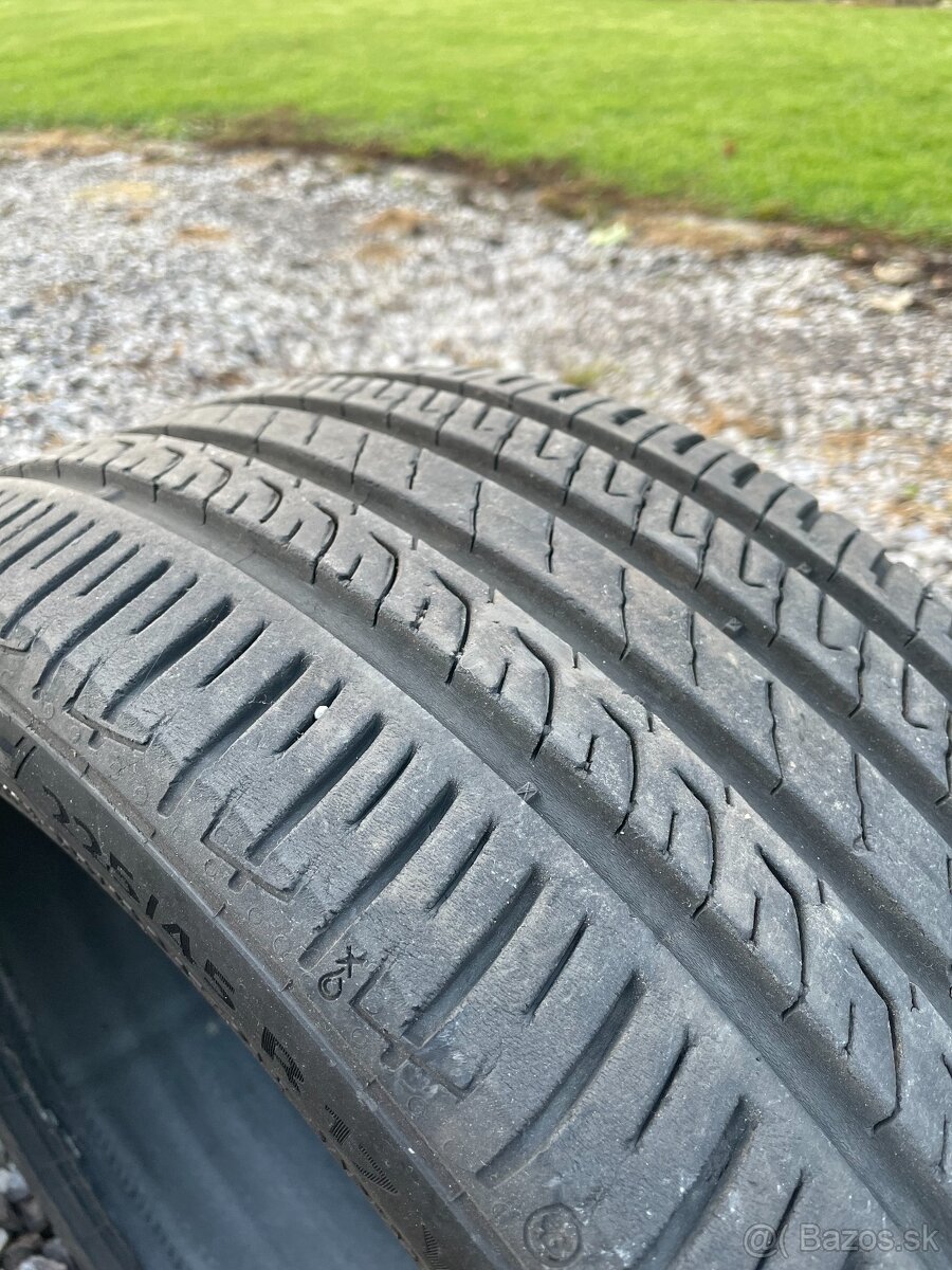 Letné pneumatiky Barum Bravuris 5 225/45 r17 91Y - 2