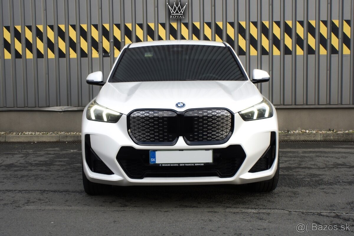 BMW iX1 xDrive30 M-paket, záruka, Harman/kardon, PPF DPH - 2