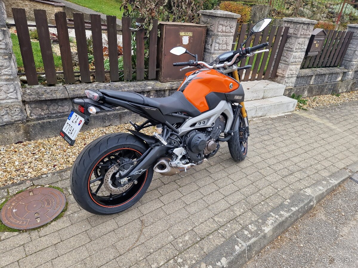 Yamaha mt 09 rok 2015 - 2