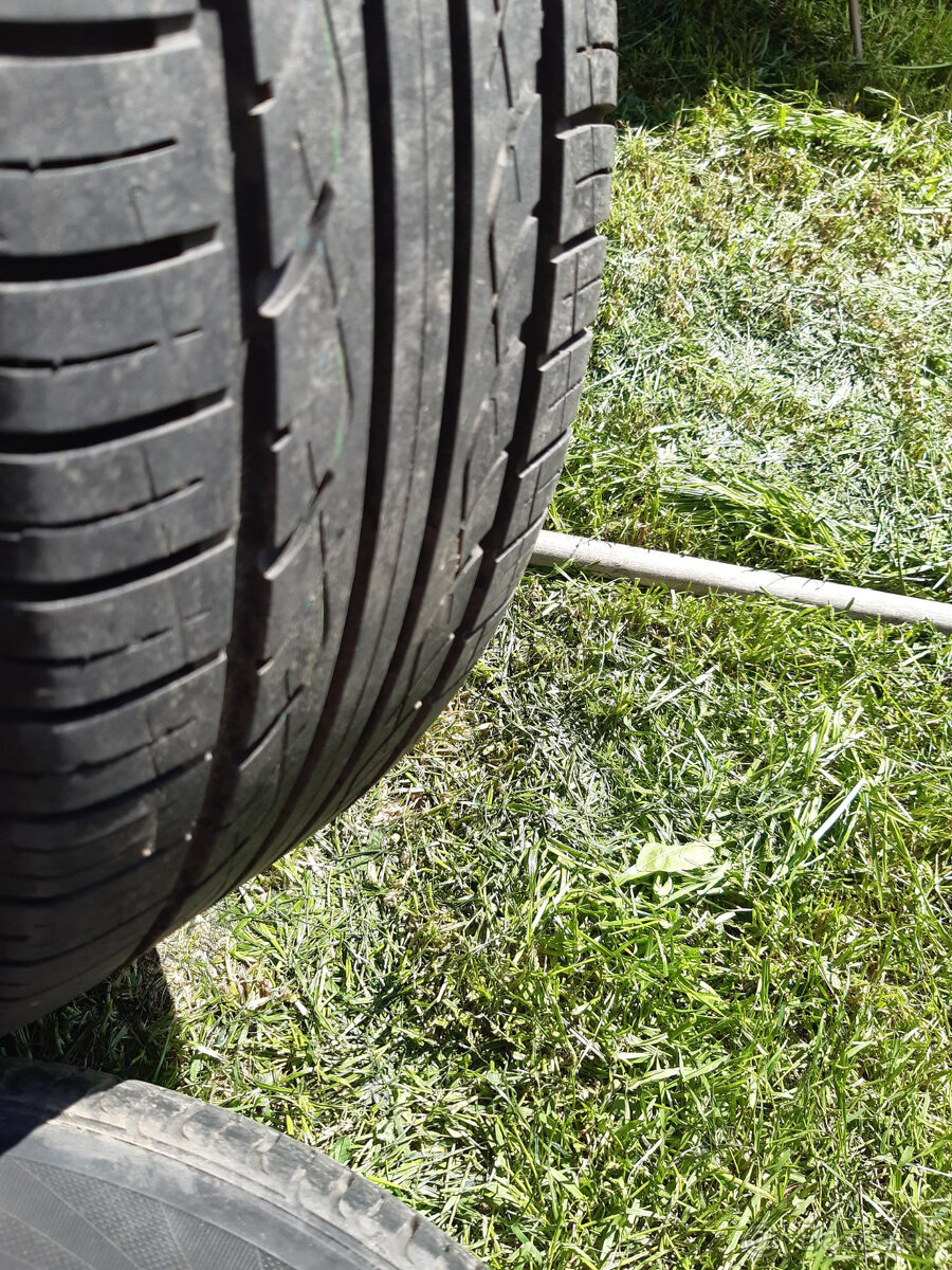 alu kola 16 + letní pneu 225/60 r16, vzorek 5-6mm - 2