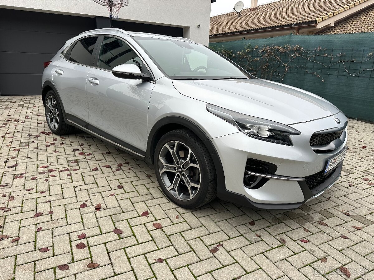 Kia XCeed 1.4 T-GDi Platinum A/T - 2