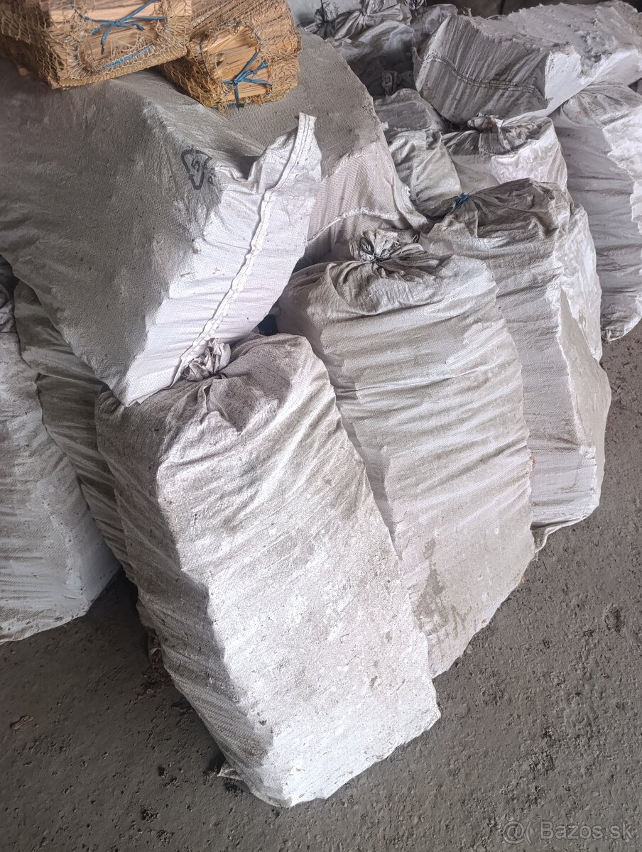 Predám palivové triesky - 2