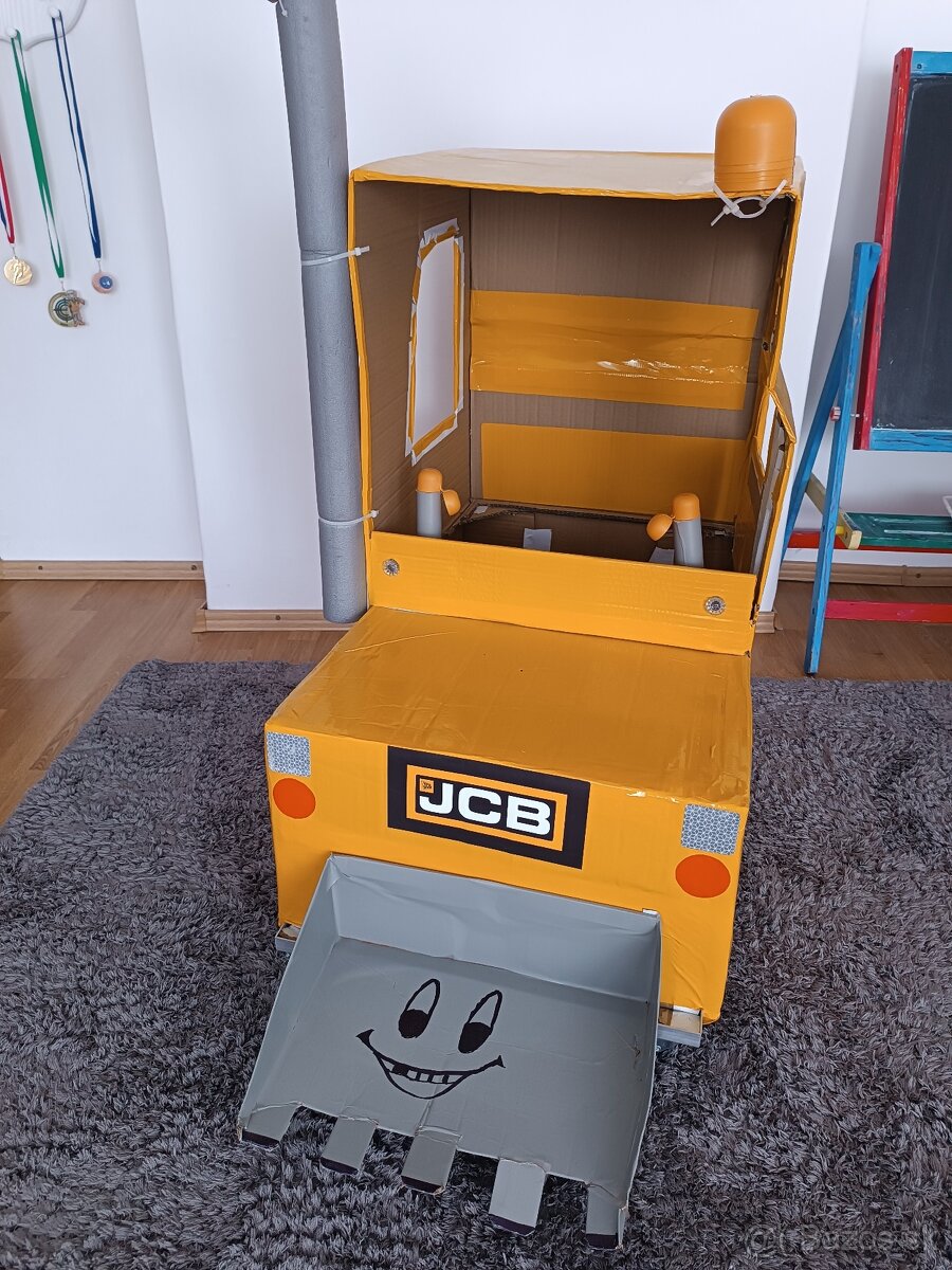 Kostým na karneval bager - 2