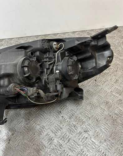 Renault koleos lift 2011- pravé predné svetlo - 2