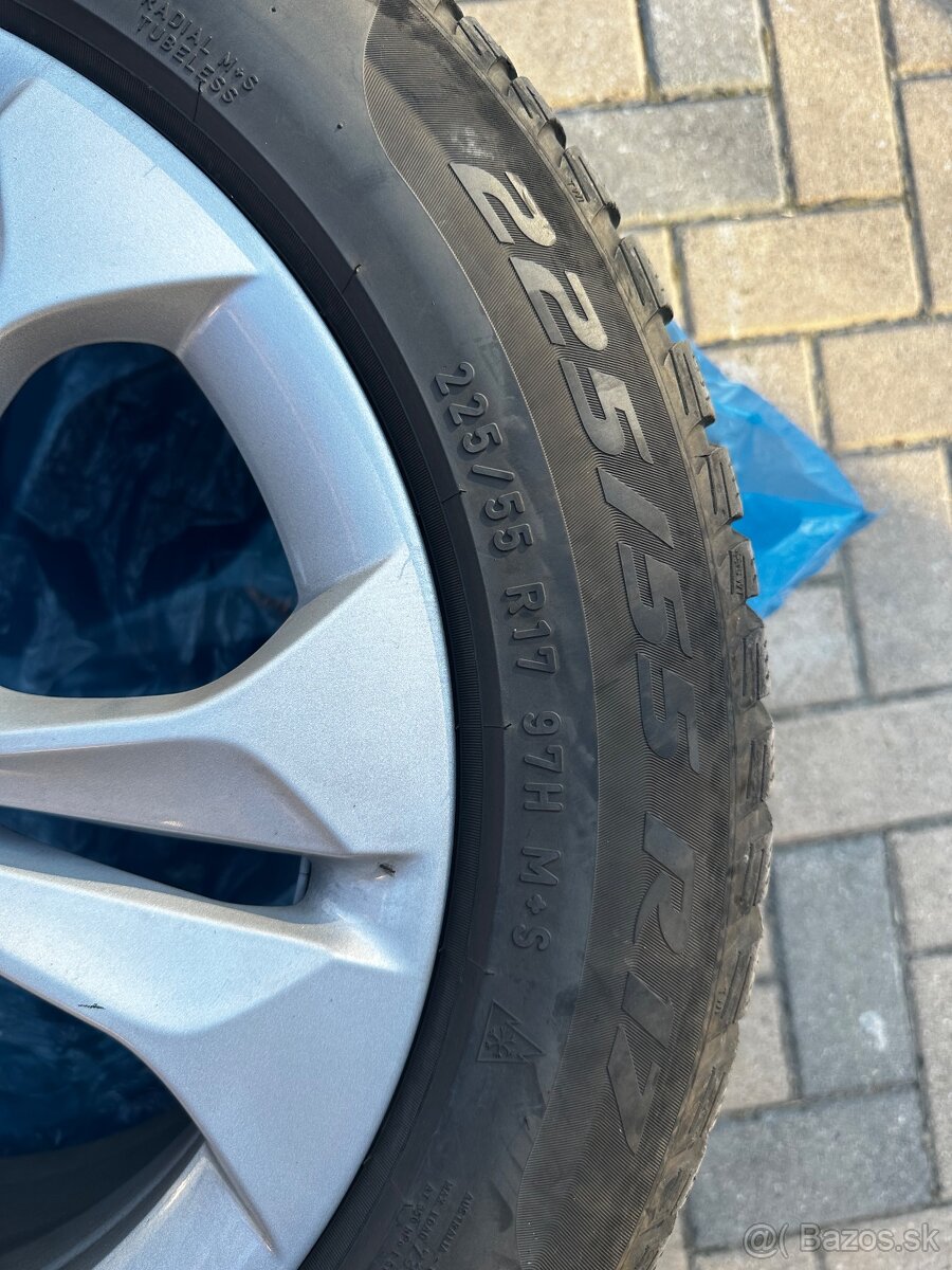 Original elektrony BMW, Run Flat Pirelli 225/55 R17 - 2